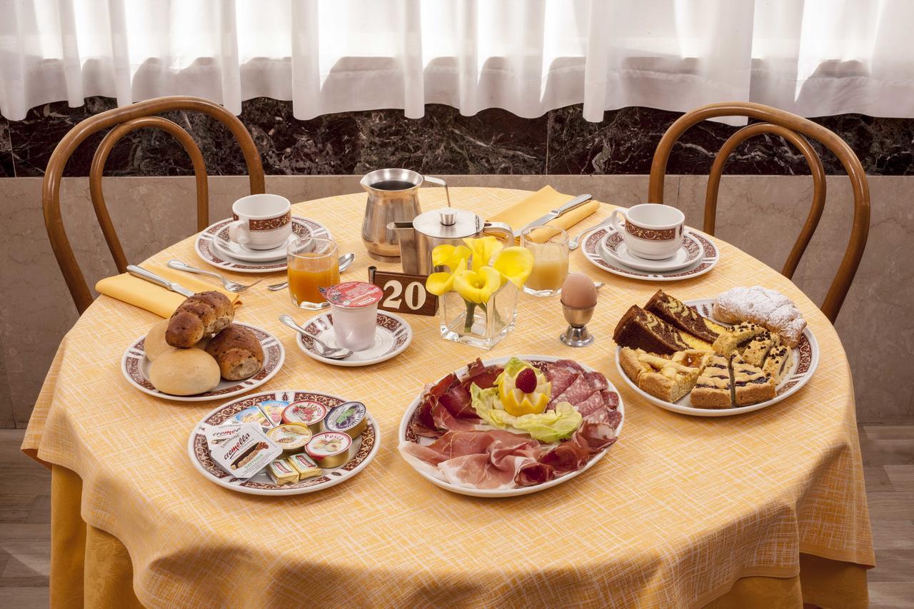 Hotel Brig Cattolica Dış mekan fotoğraf