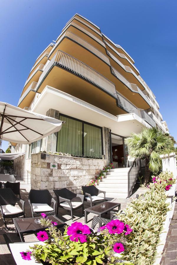 Hotel Brig Cattolica Dış mekan fotoğraf